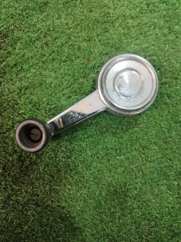 Ручка стеклоподъемника лада 21063 2106