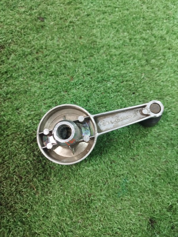 Ручка стеклоподъемника лада 21063 2106