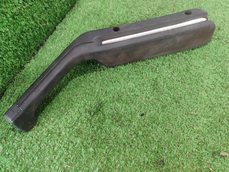 Ручка двери внутренняя лада 21063 2106