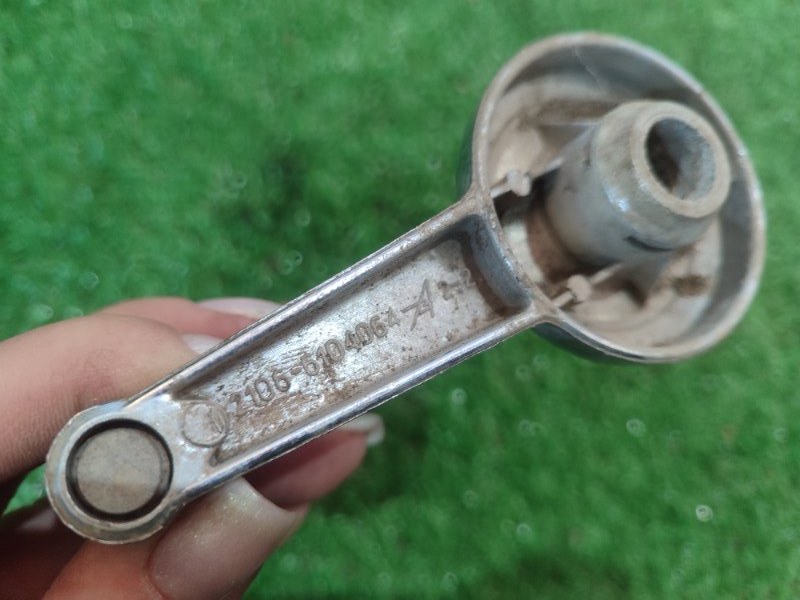 Ручка стеклоподъемника лада 21063 2106