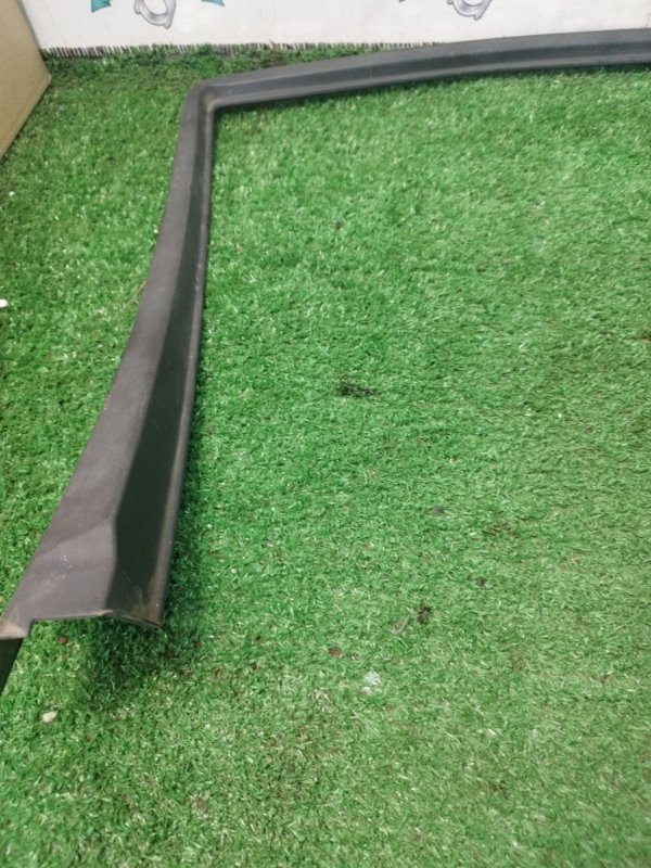 Молдинг двери Mercedes-Benz E-ClASS 1998 W210