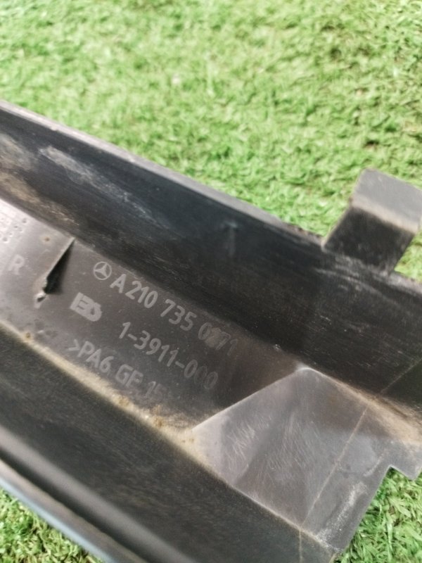 Молдинг двери Mercedes-Benz E-ClASS 1998 W210