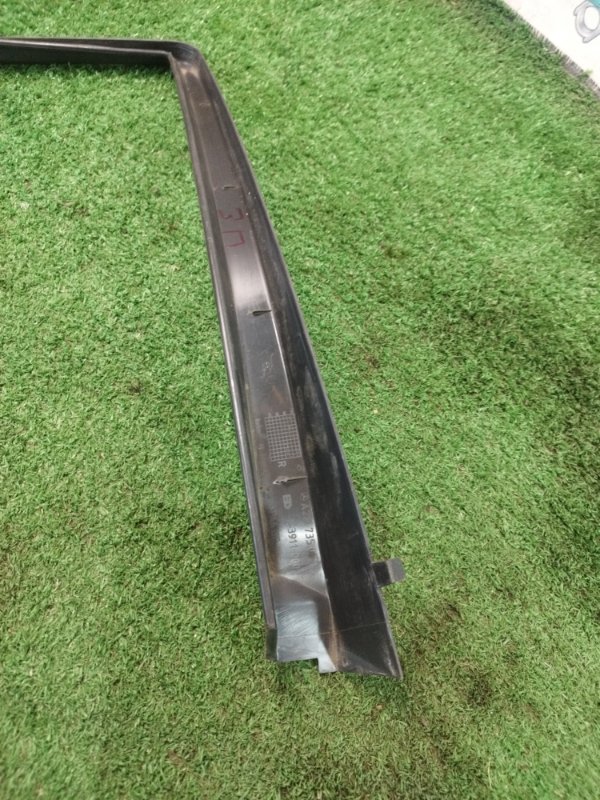 Молдинг двери Mercedes-Benz E-ClASS 1998 W210