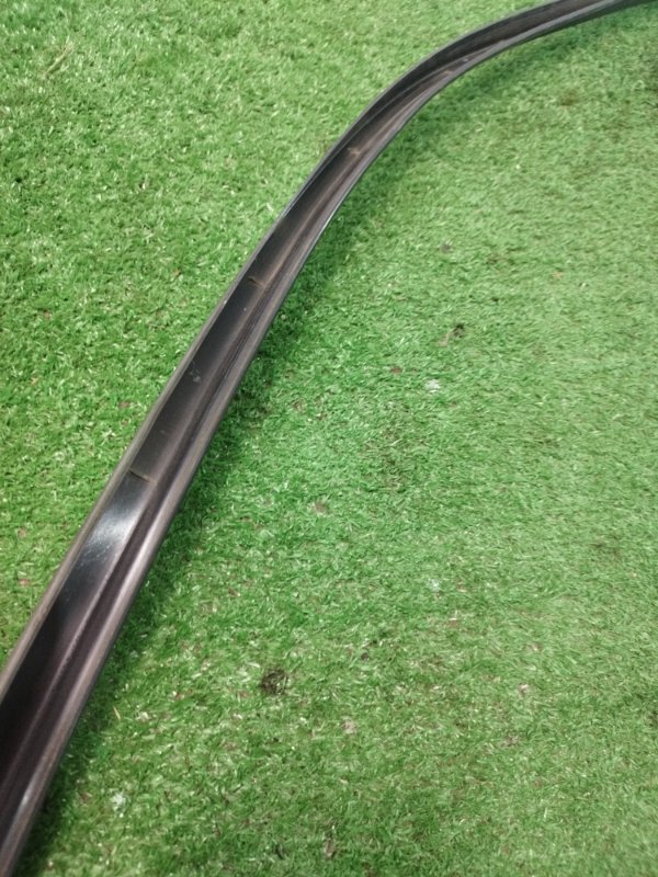 Молдинг двери Mercedes-Benz E-ClASS 1998 W210