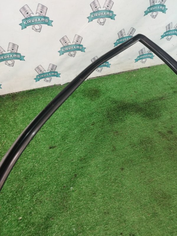 Молдинг двери Mercedes-Benz E-ClASS 1998 W210