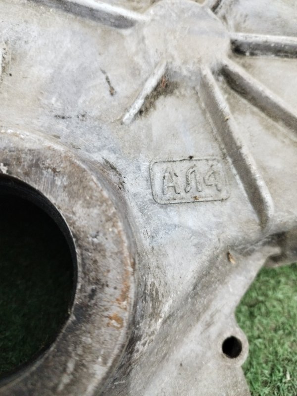 Лобовина двигателя газ 31105 2006 105