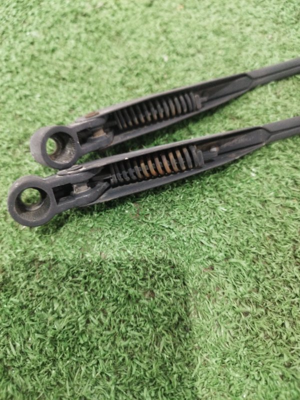 Щёткодержатель поводок лада 21063 2106