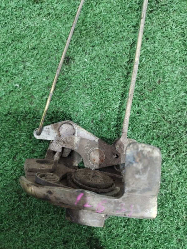 Замок боковой двери лада 21063 1993 2106