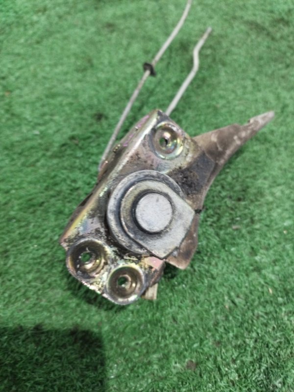 Замок боковой двери лада 21063 1993 2106