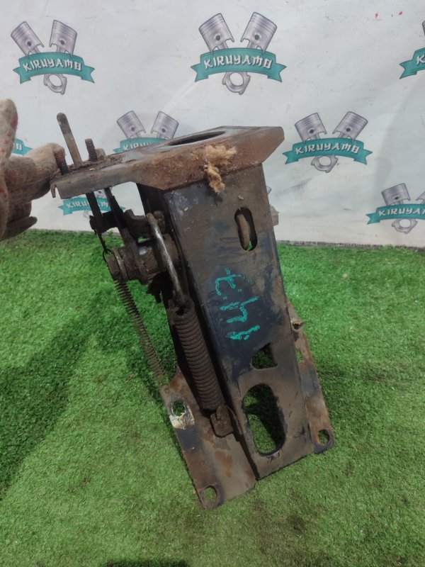 Блок педалей лада 2107 1992 2107