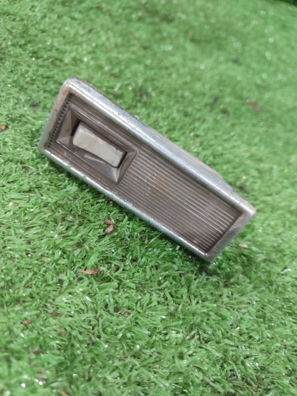 Плафон освещения салона лада 21061 1974