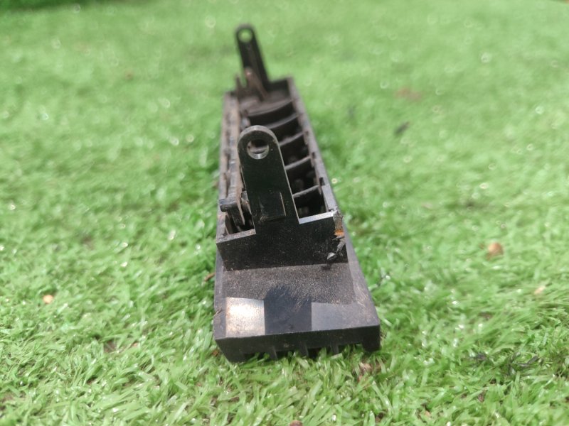 Дефлектор воздушный лада 21083 1996