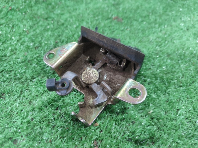 Замок багажника Toyota CORONA 1995 седан