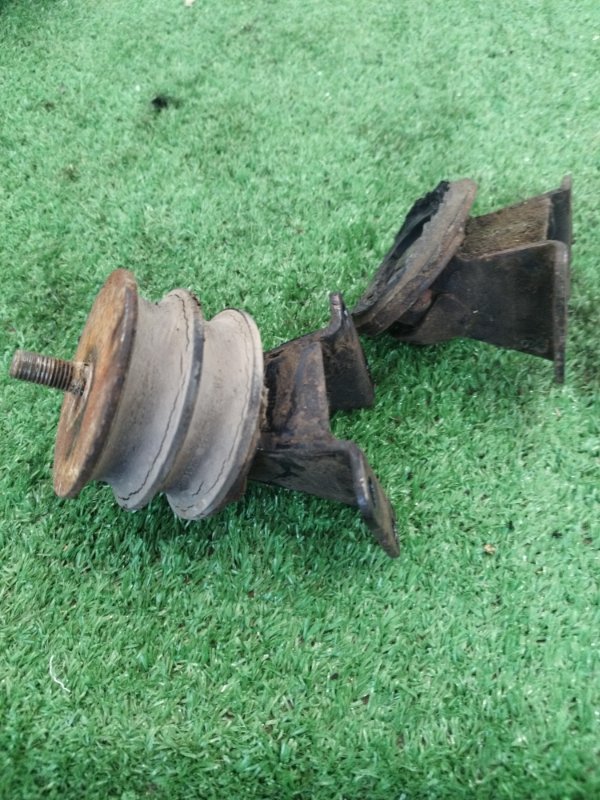 Кронштейн двигателя лада 2102