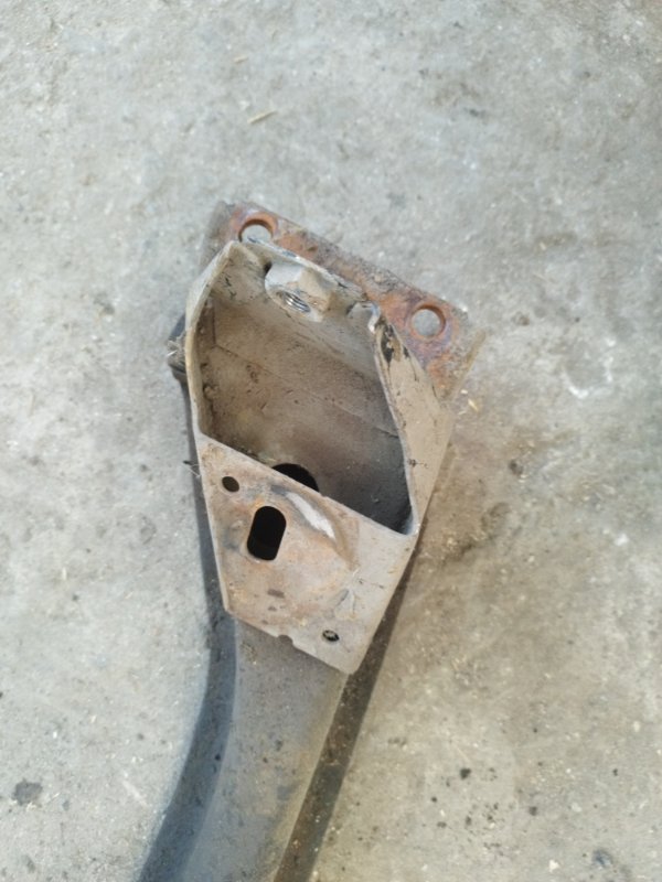 Балка подвески лада 21063 2106