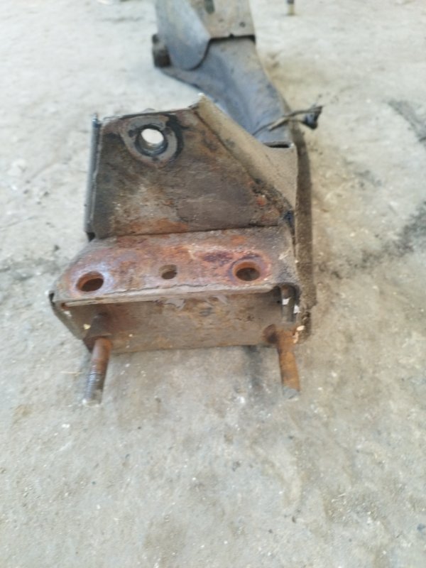 Балка подвески лада 21063 2106