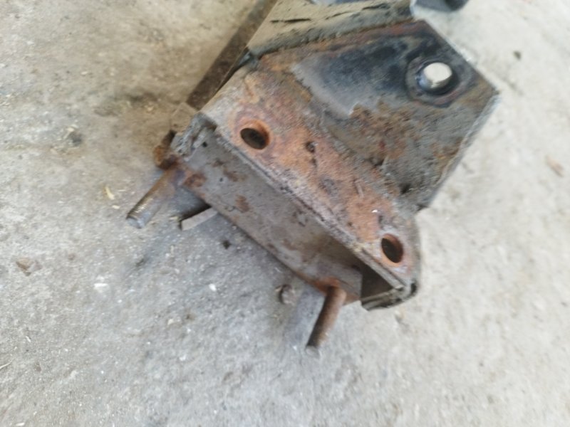 Балка подвески лада 21063 2106