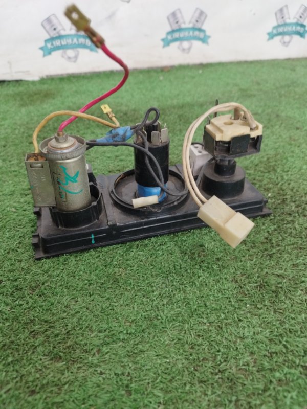 Накладка на торпедо лада 21063 2106