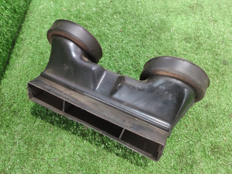 Дефлектор воздушный лада 21063 2106