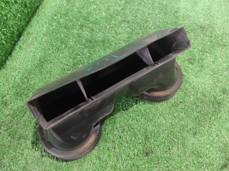 Дефлектор воздушный лада 21063 2106