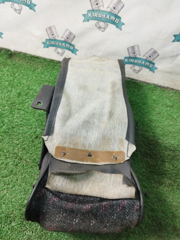 Подлокотник лада 2106 1997 2106