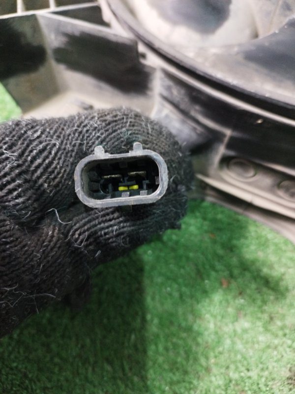 Вентилятор охлаждения радиатора Opel Omega