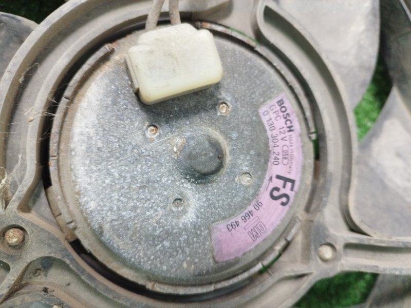 Вентилятор охлаждения радиатора Opel Omega