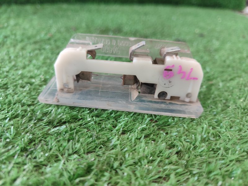 Плафон освещения салона лада 2106 1997 2106