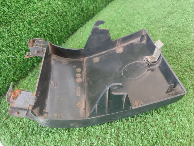 Крышка блока предохранителей лада 21102 2001 2110