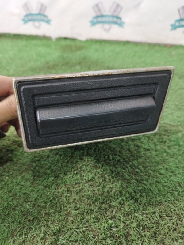 Пепельница лада 2106 1997 2106