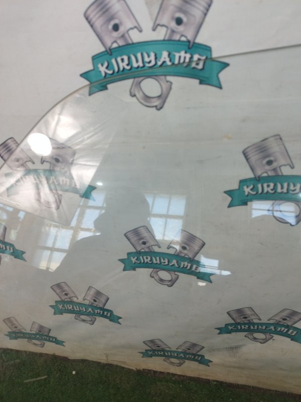 Стекло двери лада 1111 Ока