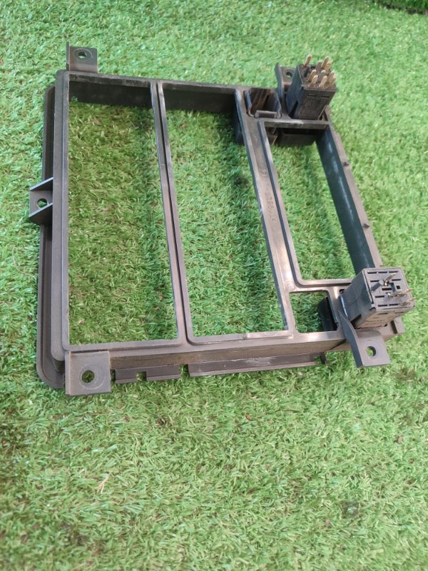 Накладка в салоне лада 21102 2001 2110