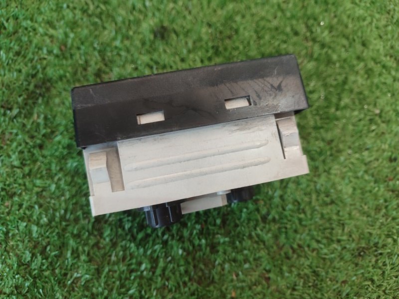 Часы лада 21102 2001 2110