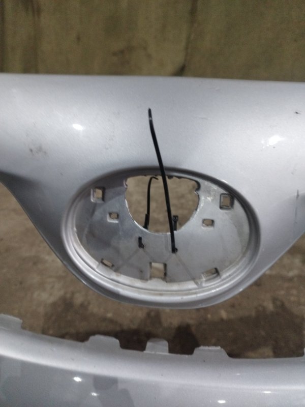 Бампер Toyota Corolla E150