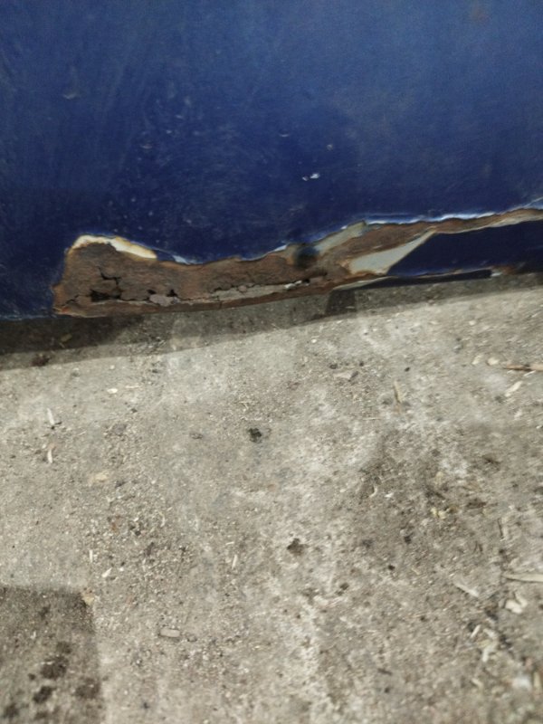 Капот лада 21102 2001 2110