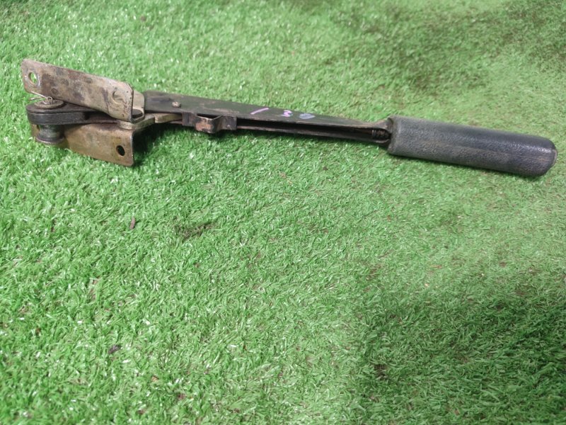 Рычаг стояночного тормоза лада 21102 2001 2110