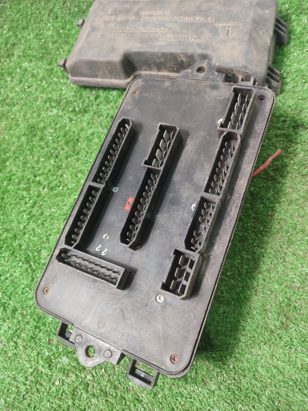 Блок предохранителей лада 21093 1994 2109