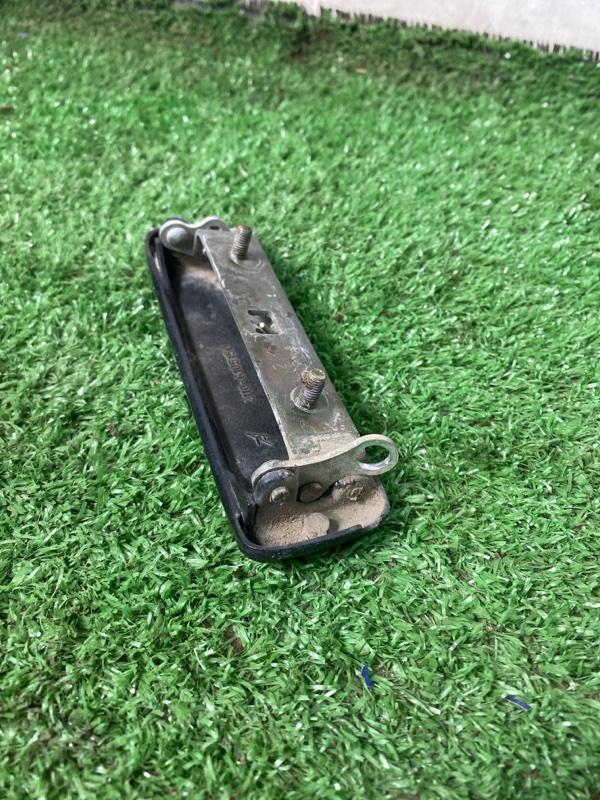 Ручка двери внешняя лада 21102 2001 2110