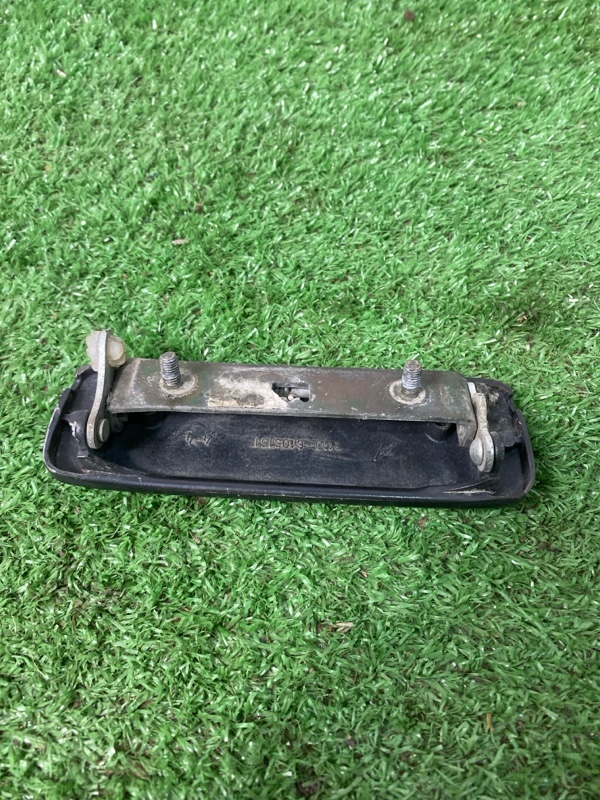 Ручка двери внешняя лада 21102 2001 2110