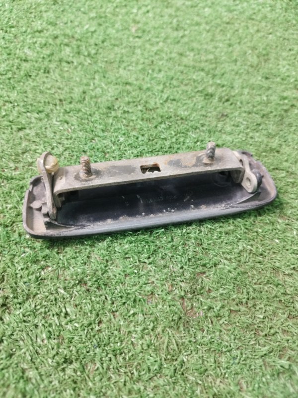 Ручка двери внешняя лада 21102 2001 2110