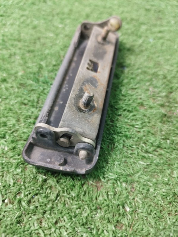 Ручка двери внешняя лада 21102 2001 2110