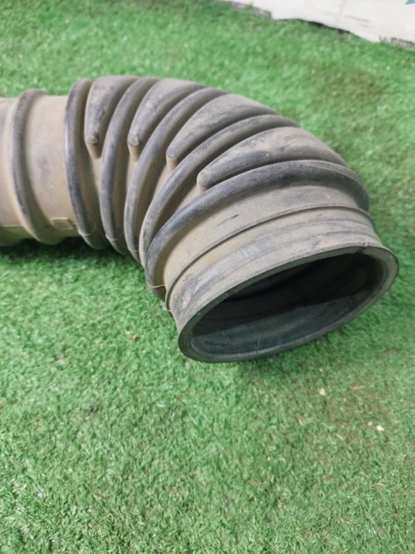 Патрубок воздушного фильтра Toyota Land Cruiser Prado 2008 120