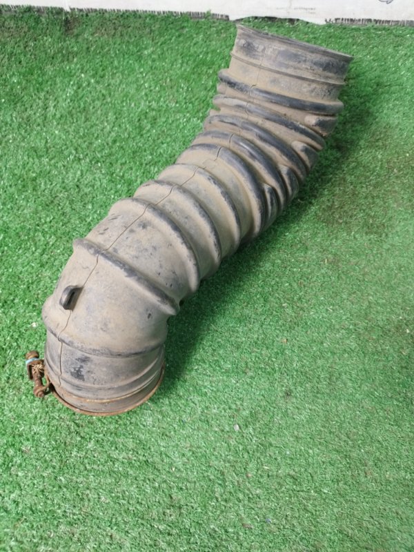 Патрубок воздушного фильтра Toyota Land Cruiser Prado 2008 120