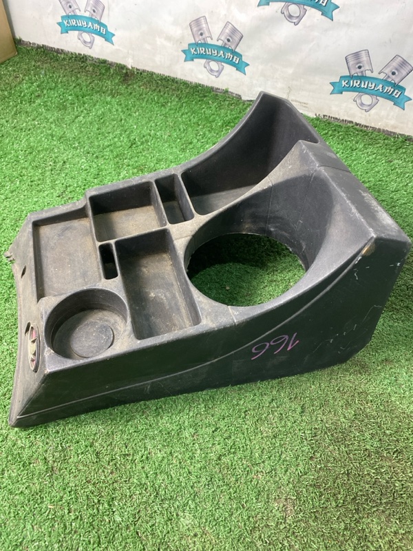 Консоль между сидений лада 2106 1996 21061