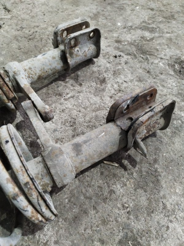 Стойка подвески лада 21102 2001 2110