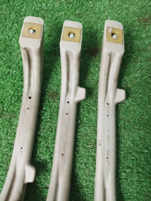 Ручка потолка лада калина 2007 11193