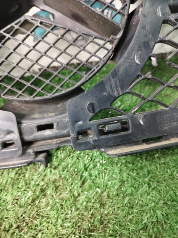 Решетка радиатора Mercedes-Benz G-Class 2013 W463