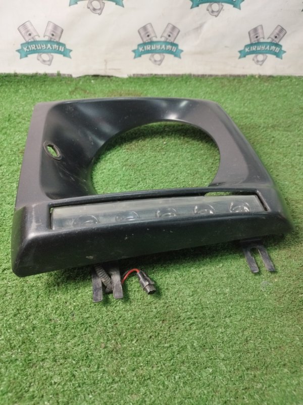 Накладка на фару Mercedes-Benz G-Class 2013 W463