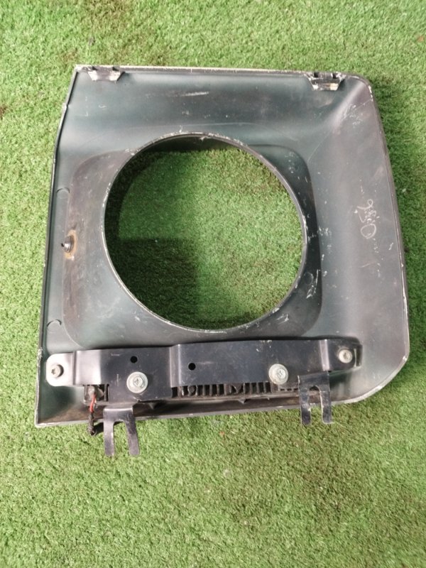 Накладка на фару Mercedes-Benz G-Class 2013 W463