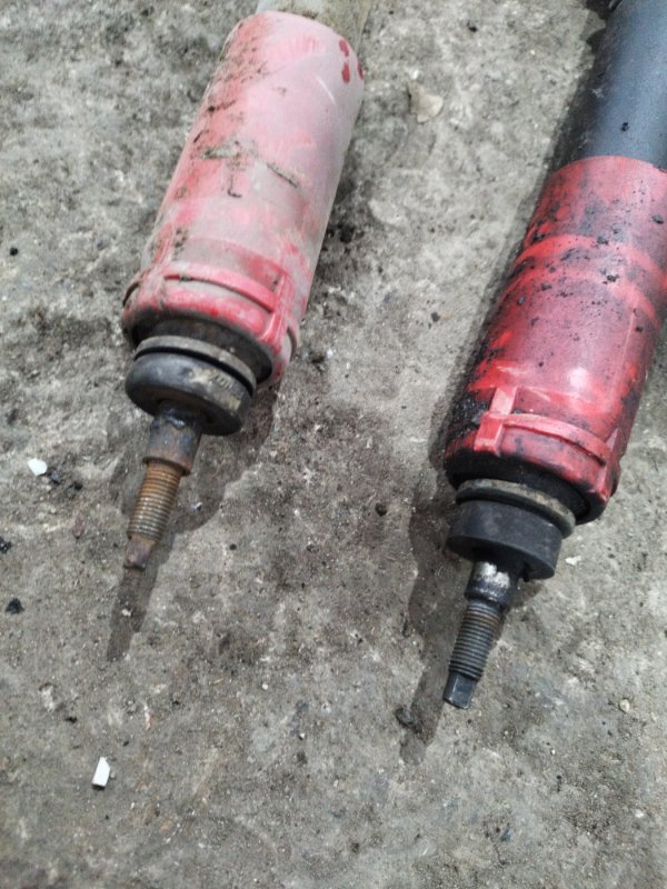 Стойка подвески лада 2105 21053